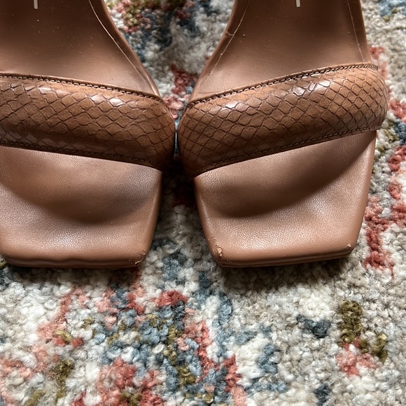 Dolce Vita Wedges - Picture 4 of 5